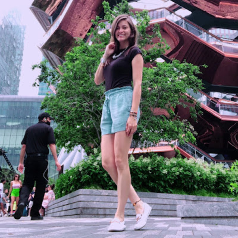 Meet your Posher, July paulina